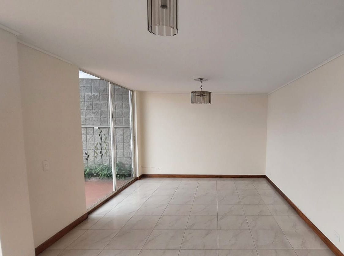 Casa en arriendo Antioquia Medellín Altos Del Poblado 156 m2 Habitaciones 3 Baños 6 Garajes 2 Precio $5800000