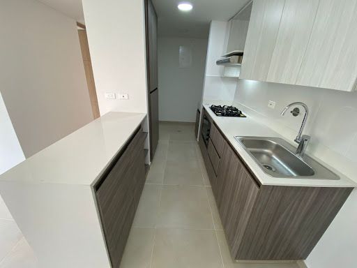 Apartamento en arriendo Antioquia Envigado El Chinguí 68 m2 Habitaciones 2 Baños 2 Garajes 2 Precio $3300000