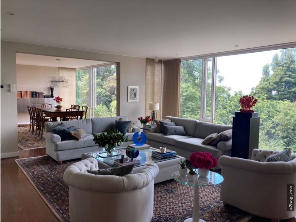 Apartamento en venta Cundinamarca Bogotá Los Rosales 255 m2 Habitaciones 4 Baños 5 Garajes 2 Precio $2850000000