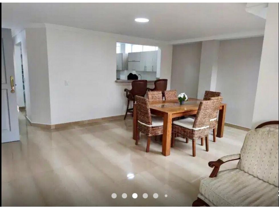 Apartamento en venta Risaralda Pereira Pinares De San Martin 240 m2 Habitaciones 4 Baños 4 Garajes 2 Precio $950000000