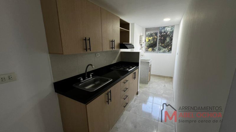 Apartamento en arriendo Antioquia Envigado Zona Centro 90 m2 Habitaciones 3 Baños 2 Garajes 1 Precio $3800000