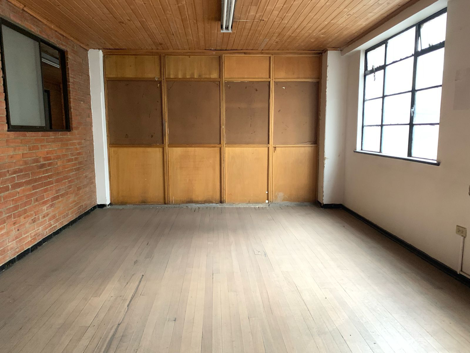 Oficina en arriendo Cundinamarca Bogotá La Veracruz 276 m2 Habitaciones 0 Baños 2 Garajes 0 Precio $3900000