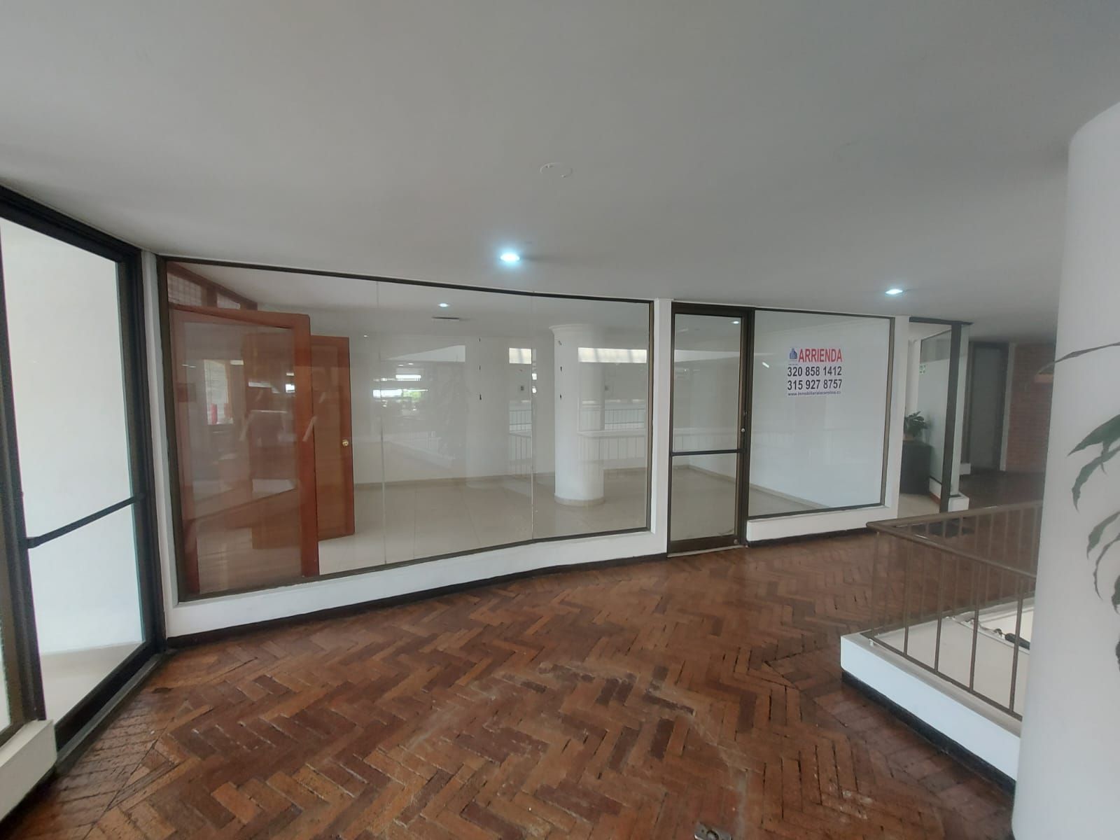 Local en arriendo Cundinamarca Bogotá Santa Barbara Occidental - Edif Guadalimar Unidad Medica 40 m2 Habitaciones 0 Baños 0 Garajes 0 Precio $2200000