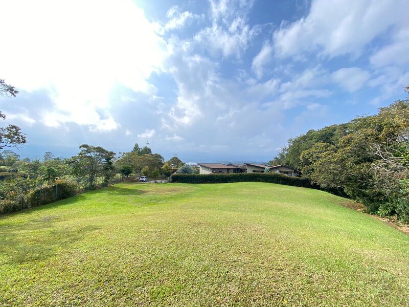 Lote en venta Antioquia La Ceja La Ceja 5686 m2 Habitaciones 0 Baños 10 Garajes 1 Precio $1023535800