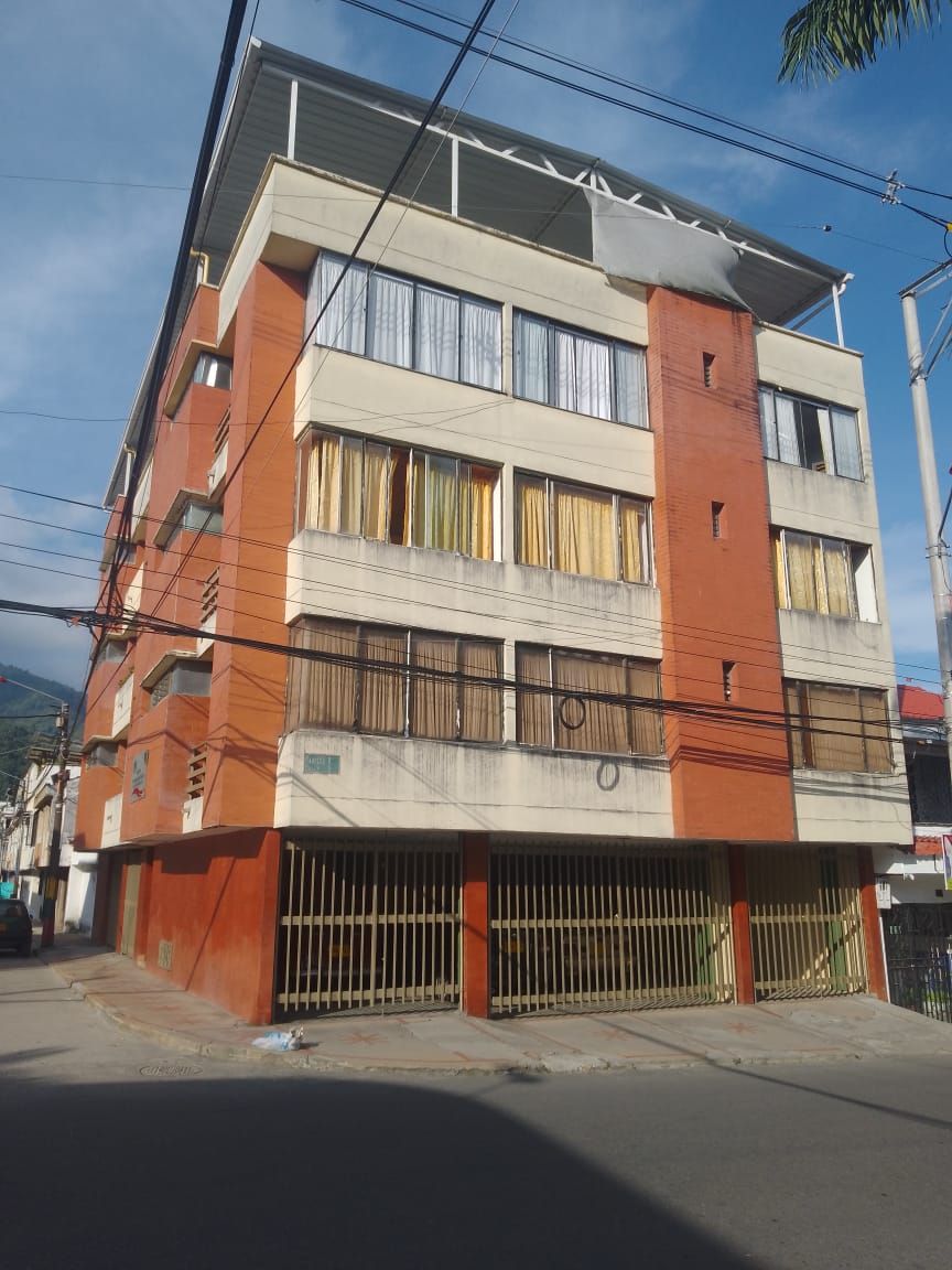 Apartamento en venta Tolima Ibagué La Pola 80 m2 Habitaciones 4 Baños 4 Garajes 2 Precio $320000000
