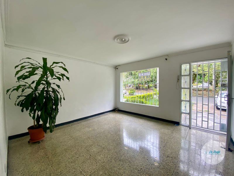 Casa en arriendo Antioquia Medellín Simon Bolivar 182 m2 Habitaciones 4 Baños 3 Garajes 1 Precio $4800000