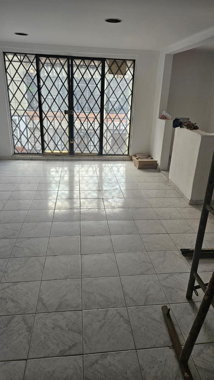 Casa en venta Valle Del Cauca Cali Mariano Ramos 130 m2 Habitaciones 3 Baños 0 Garajes 1 Precio $145000000