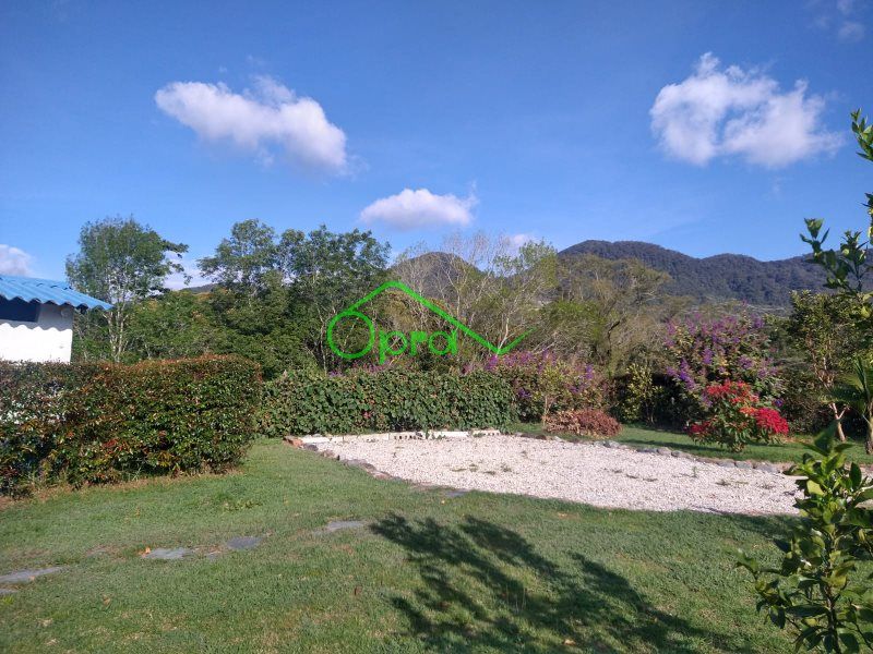 Finca en arriendo Antioquia El Carmen De Viboral El Carmen De Viboral 3200 m2 Habitaciones 3 Baños 2 Garajes 2 Precio $3000000