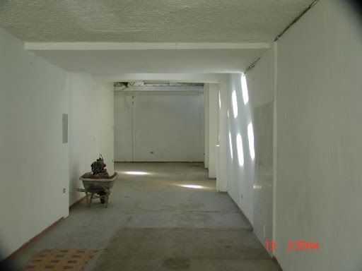 Bodega en venta Cundinamarca Bogotá Alcazares 450 m2 Habitaciones 0 Baños 6 Garajes 4 Precio $1750000000