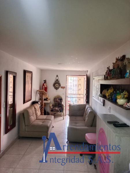 Casa en arriendo o venta Antioquia Medellín Boston 206 m2 Habitaciones 7 Baños 2 Garajes 0 Precio venta $540000000 Precio arriendo $4500000