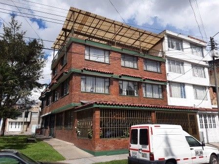 Casa en venta Cundinamarca Bogotá San Eusebio 314 m2 Habitaciones 5 Baños 6 Garajes 2 Precio $697000000