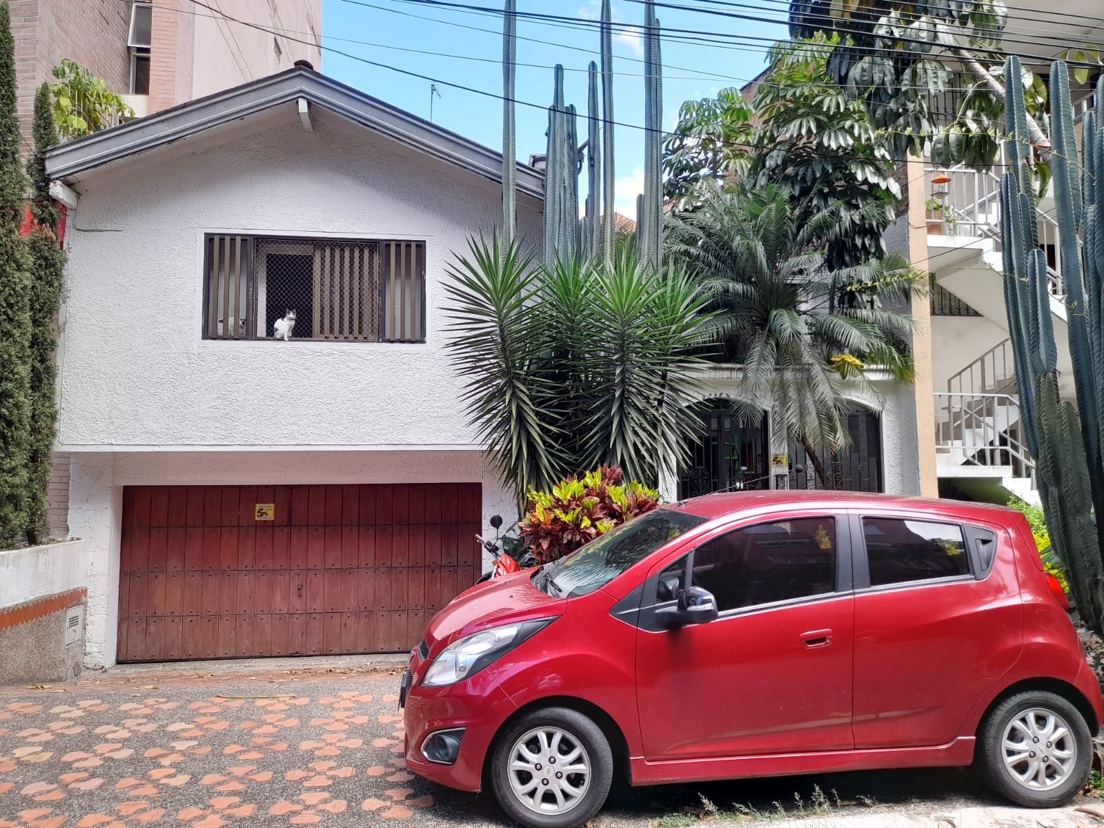 Casa en arriendo Antioquia Medellín Los Conquistadores 254 m2 Habitaciones 6 Baños 5 Garajes 1 Precio $10300000