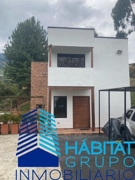 Casa en venta Antioquia Medellín San Cristobal 200 m2 Habitaciones 3 Baños 2 Garajes 2 Precio $720000000