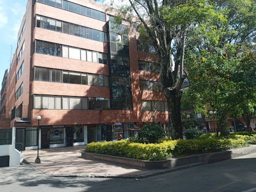 Oficina en arriendo Cundinamarca Bogotá Chico 25 m2 Habitaciones 0 Baños 1 Garajes 2 Precio $1520000