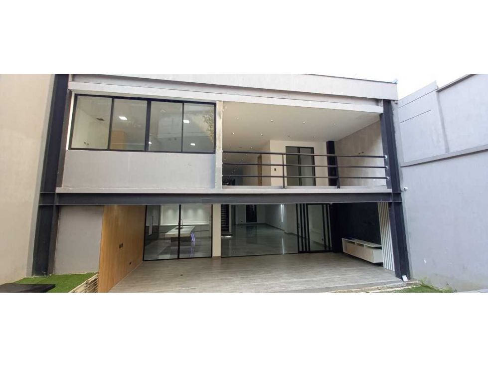 Casa en venta Valle Del Cauca Cali San Pedro 500 m2 Habitaciones 5 Baños 6 Garajes 2 Precio $1990000000