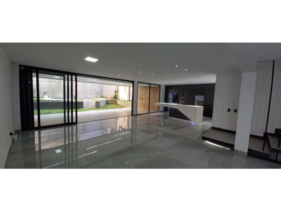 Casa en venta Valle Del Cauca Cali San Pedro 500 m2 Habitaciones 5 Baños 6 Garajes 2 Precio $1990000000