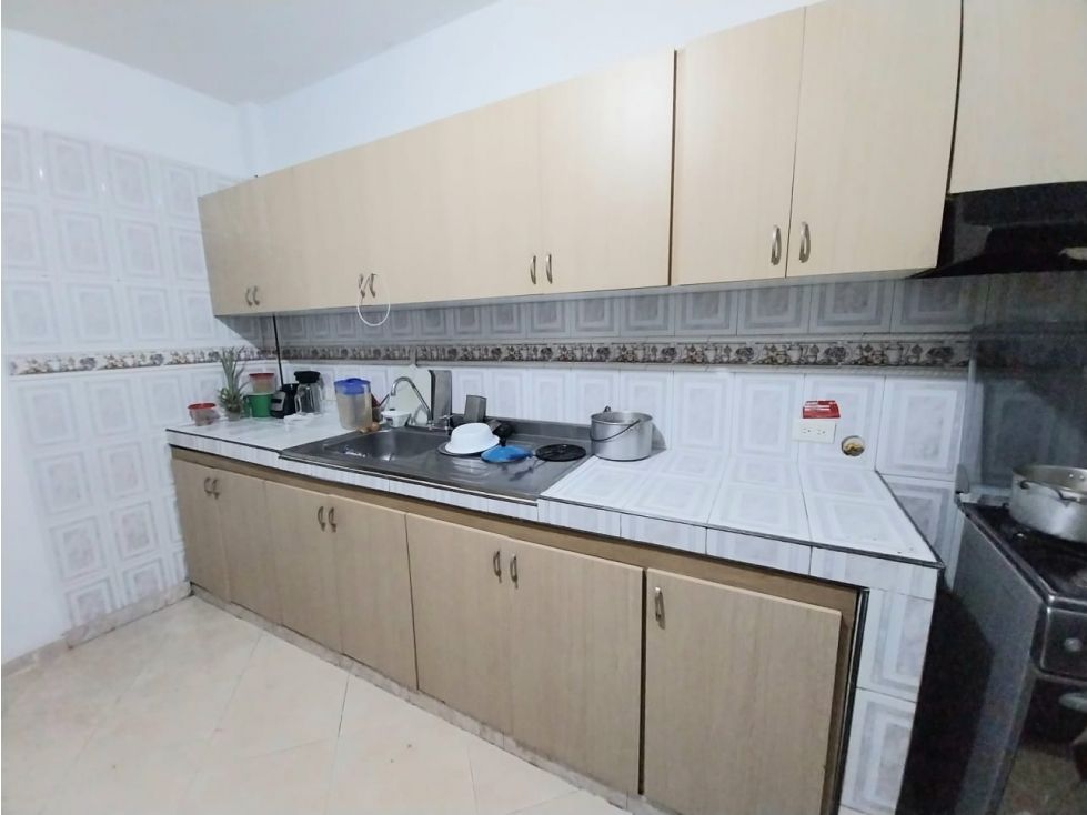 Casa en venta Valle Del Cauca Cali Asturias 180 m2 Habitaciones 7 Baños 4 Garajes 0 Precio $368000000