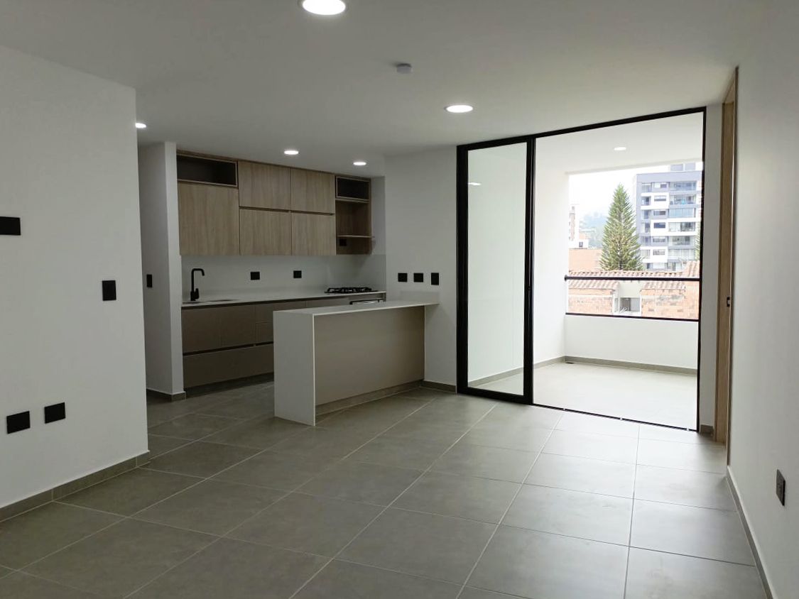 Apartamento en arriendo Antioquia Medellín La Castellana 90 m2 Habitaciones 3 Baños 2 Garajes 2 Precio $3800000