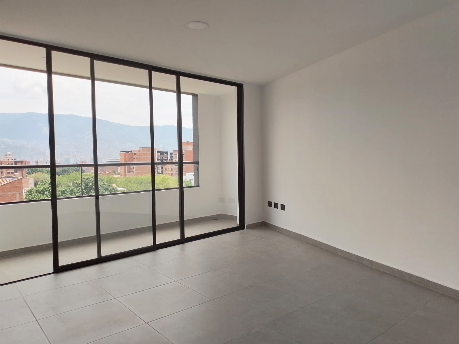 Apartamento en arriendo Antioquia Medellín La Castellana 87 m2 Habitaciones 2 Baños 2 Garajes 2 Precio $3600000