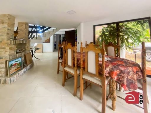 Casa en arriendo Antioquia Rionegro El Porvenir 250 m2 Habitaciones 5 Baños 7 Garajes 8 Precio $12000000