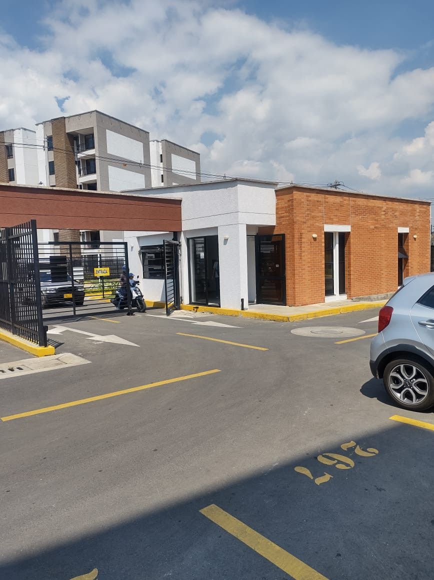 Apartamento en venta Valle Del Cauca Jamundí Alfaguara 60 m2 Habitaciones 3 Baños 2 Garajes 2 Precio $165000000