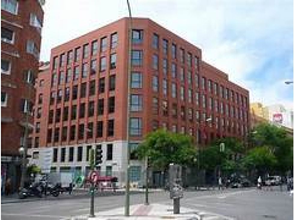 Oficina en venta Cundinamarca Bogotá Chicó Norte 176 m2 Habitaciones 0 Baños 2 Garajes 3 Precio $1550000000