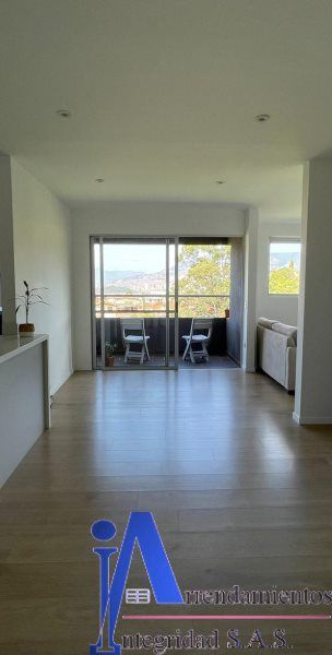 Apartamento en venta Antioquia Medellín La Colina 74 m2 Habitaciones 3 Baños 3 Garajes 1 Precio $430000000