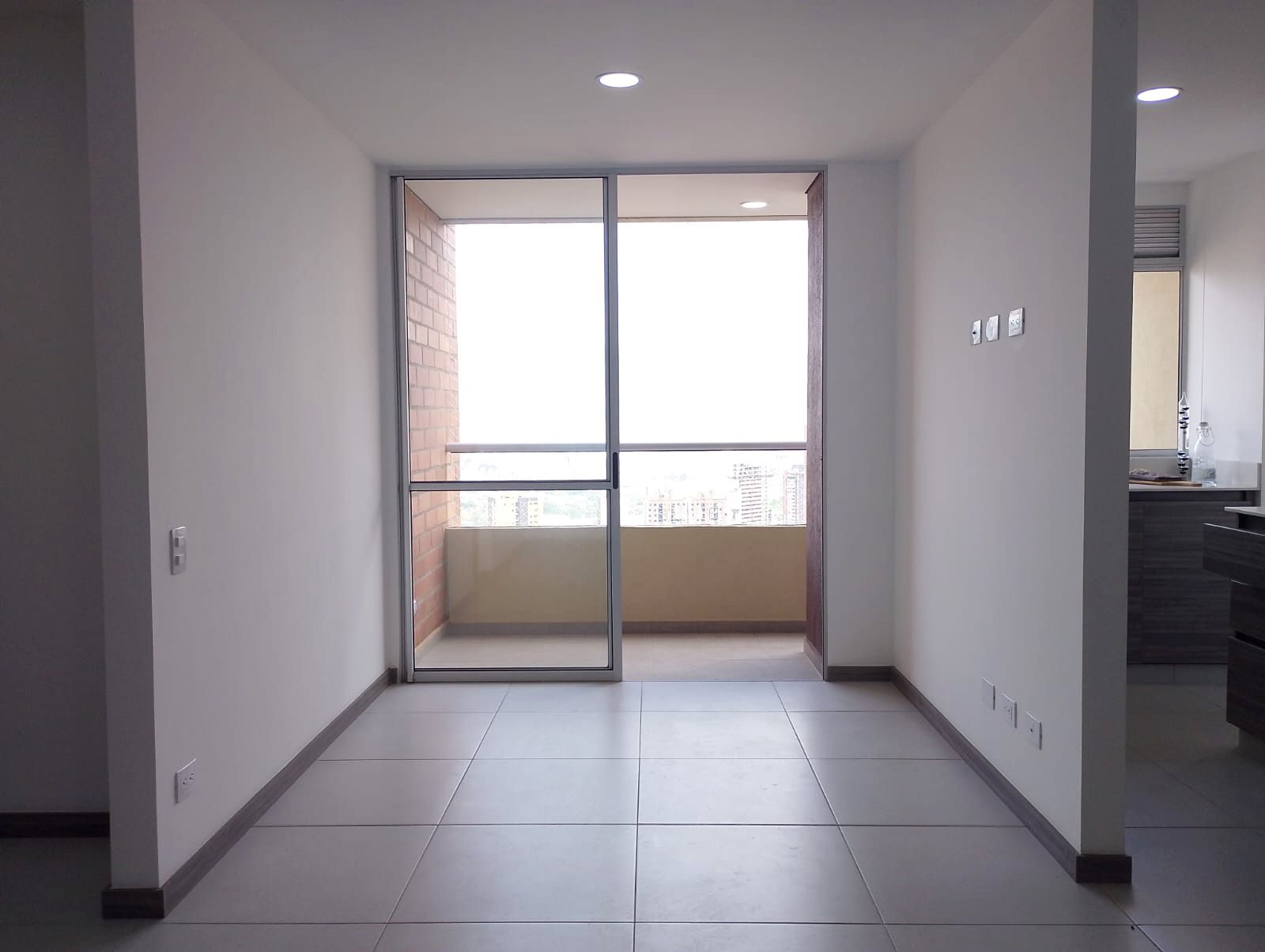 Apartamento en venta Antioquia Sabaneta María Auxiliadora 76 m2 Habitaciones 3 Baños 2 Garajes 3 Precio $520000000