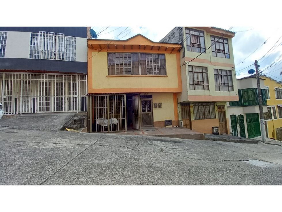 Casa en venta Quindío Armenia Sector Parque Valencia 151 m2 Habitaciones 9 Baños 6 Garajes 2 Precio $440000000