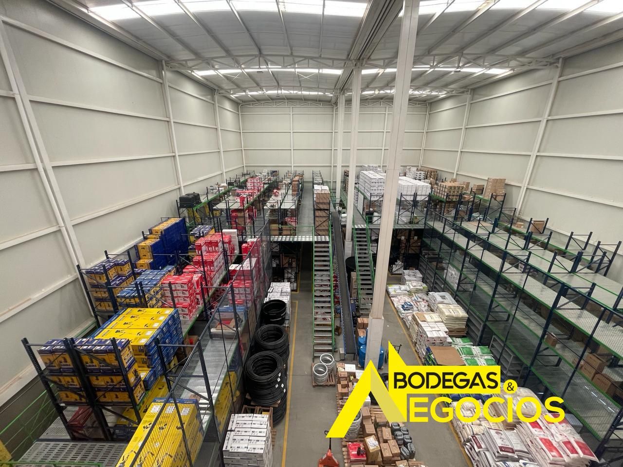 Bodega en arriendo Antioquia Rionegro Santa Ana 1560 m2 Habitaciones 0 Baños 21 Garajes 4 Precio $45240000