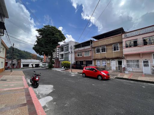 Casa en venta Tolima Ibagué Belen 320 m2 Habitaciones 7 Baños 4 Garajes 0 Precio $600000000