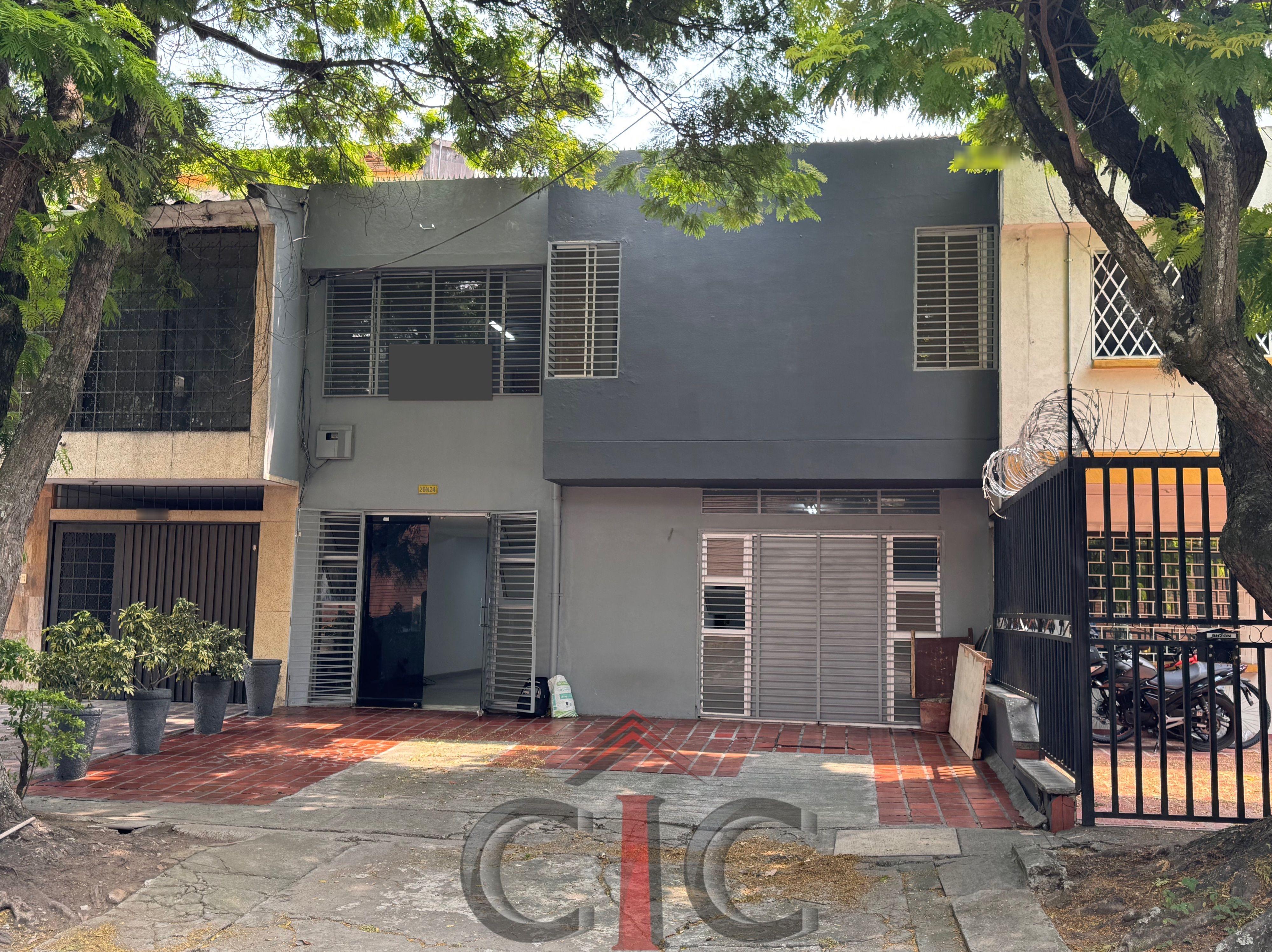 Casa en venta Valle Del Cauca Cali San Vicente 219 m2 Habitaciones 5 Baños 6 Garajes 1 Precio $700000000