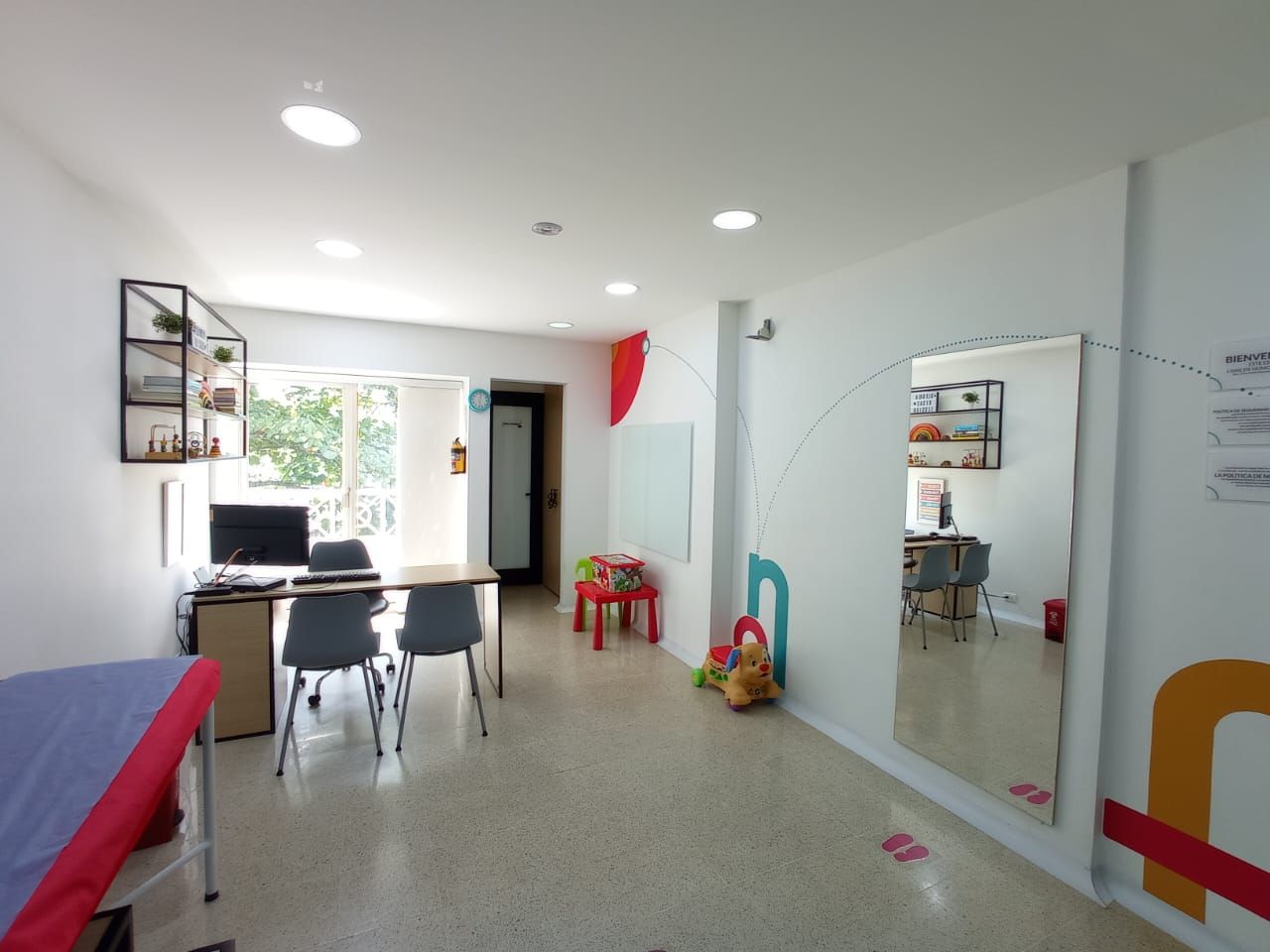 Consultorio en arriendo Antioquia Medellín Diego Echavarria 25 m2 Habitaciones 0 Baños 1 Garajes 0 Precio $3000000