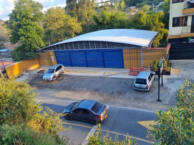 Local en arriendo Antioquia Marinilla El Convento 150 m2 Habitaciones 0 Baños 0 Garajes 1 Precio $11000000