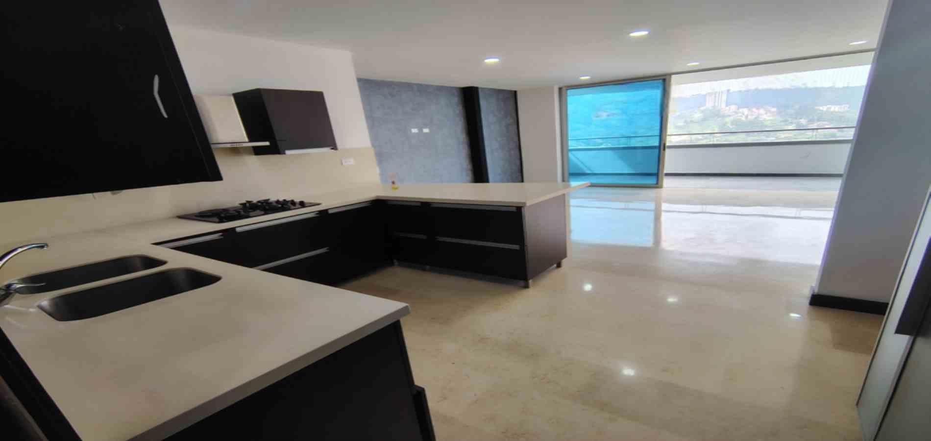 Apartamento en arriendo Antioquia Sabaneta Vereda La Doctora 115 m2 Habitaciones 4 Baños 3 Garajes 1 Precio $4300000