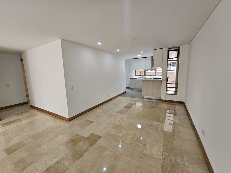 Apartamento en arriendo Antioquia Medellín Alejandria 125 m2 Habitaciones 2 Baños 3 Garajes 2 Precio $5800000