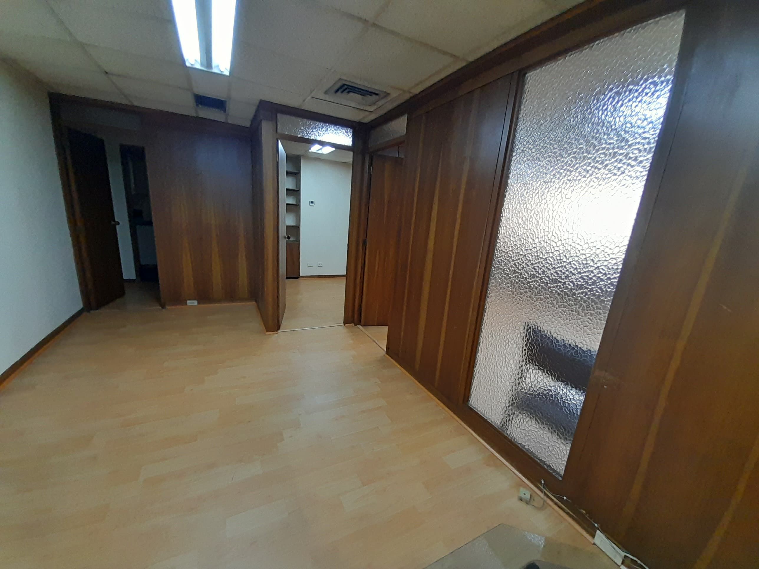 Oficina en arriendo Antioquia Medellín Castropol 59 m2 Habitaciones 0 Baños 1 Garajes 1 Precio $3900000