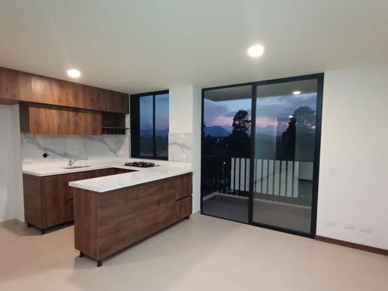 Apartamento en arriendo Antioquia Rionegro San Antonio 80 m2 Habitaciones 3 Baños 2 Garajes 3 Precio $3500000