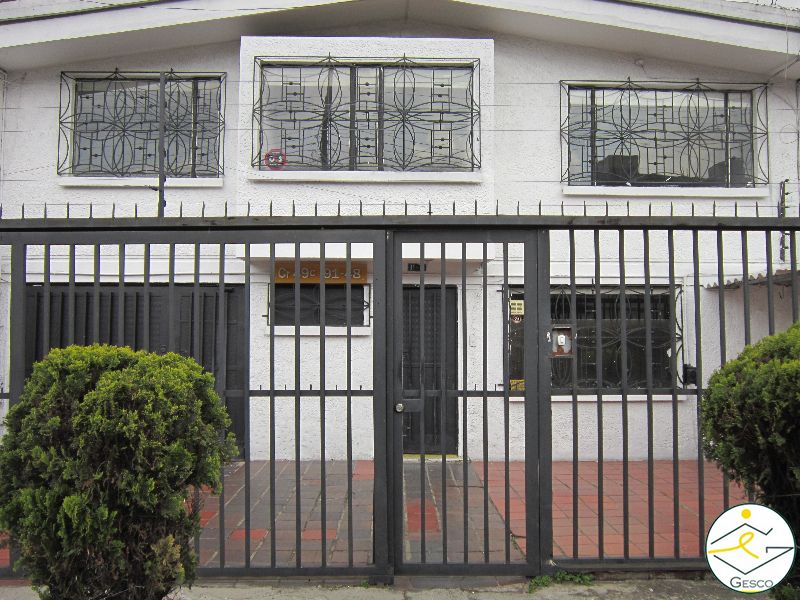 Casa en venta Cundinamarca Bogotá Nicolas De Federman 900 m2 Habitaciones 12 Baños 8 Garajes 0 Precio $3900000000