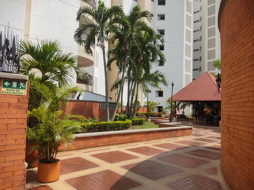 Apartamento en venta Valle Del Cauca Cali Chipichape 112 m2 Habitaciones 3 Baños 2 Garajes 1 Precio $520000000