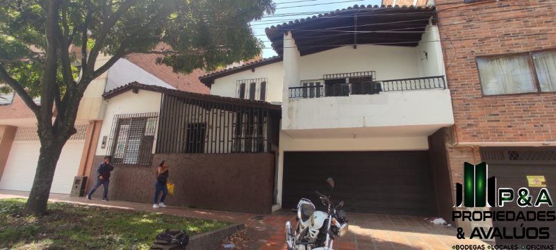 Casa en venta Antioquia Medellín Villanueva 250 m2 Habitaciones 4 Baños 3 Garajes 0 Precio $1300000000
