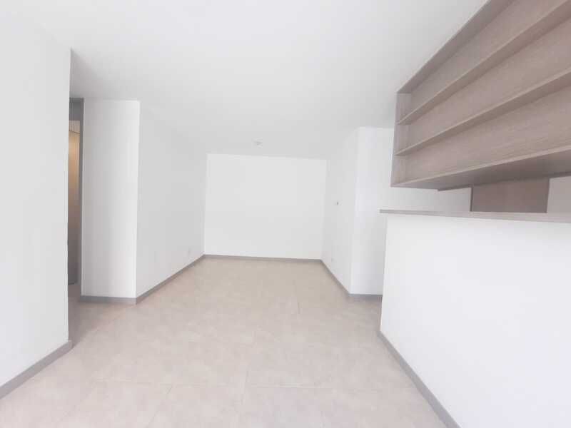 Apartamento en arriendo Antioquia Envigado Loma Del Barro 66 m2 Habitaciones 3 Baños 2 Garajes 2 Precio $2400000