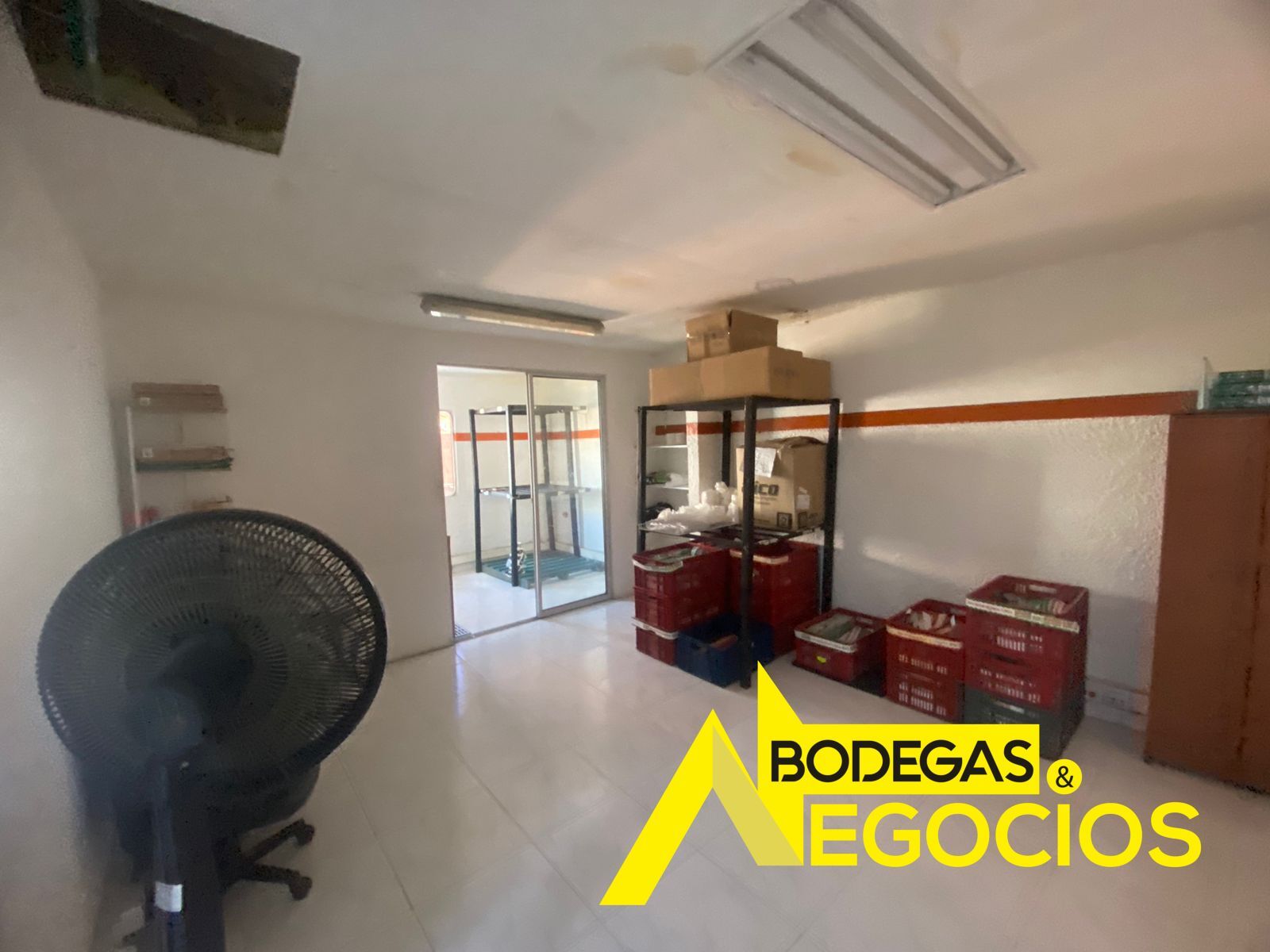 Bodega en venta Antioquia Medellín Villa Carlota 614 m2 Habitaciones 0 Baños 13 Garajes 3 Precio $1950000000
