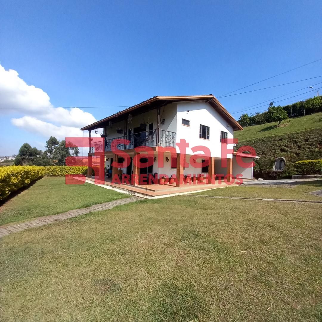 Finca en arriendo Antioquia Marinilla Marinilla 180 m2 Habitaciones 5 Baños 4 Garajes 2 Precio $6000000