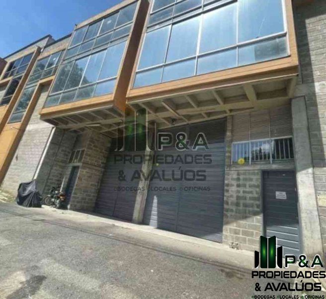 Bodega en arriendo Antioquia Sabaneta Entre Amigos 615 m2 Habitaciones 0 Baños 3 Garajes 3 Precio $17900000