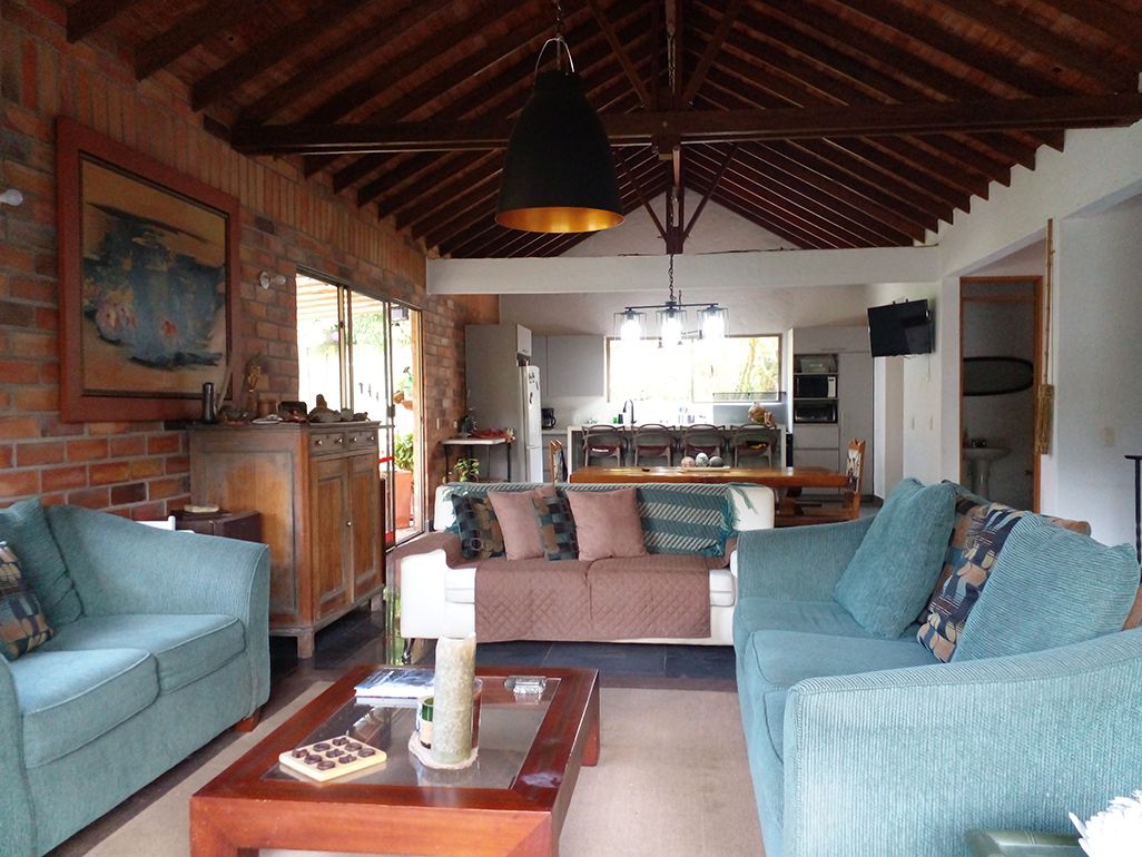 Casa en arriendo Antioquia El Retiro El Retiro 270 m2 Habitaciones 3 Baños 6 Garajes 4 Precio $8100000