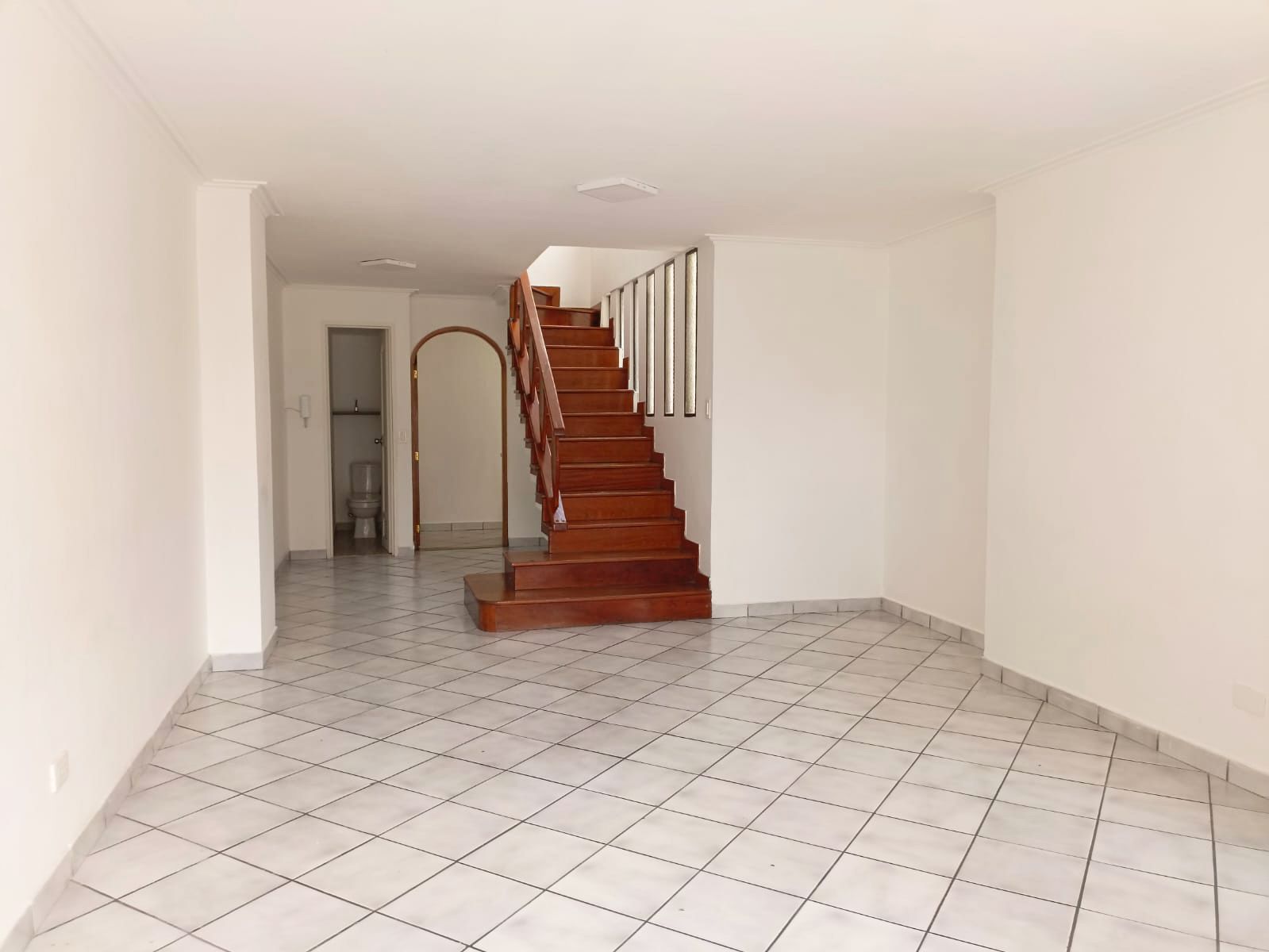 Apartamento en arriendo Antioquia Medellín El Nogal- Los Almendros 113 m2 Habitaciones 3 Baños 4 Garajes 2 Precio $3350000