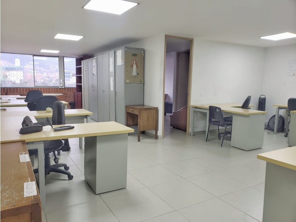 Oficina en arriendo o venta Antioquia Medellín Campo Amor 72 m2 Habitaciones 0 Baños 0 Garajes 1 Precio venta $635000000 Precio arriendo $4510000