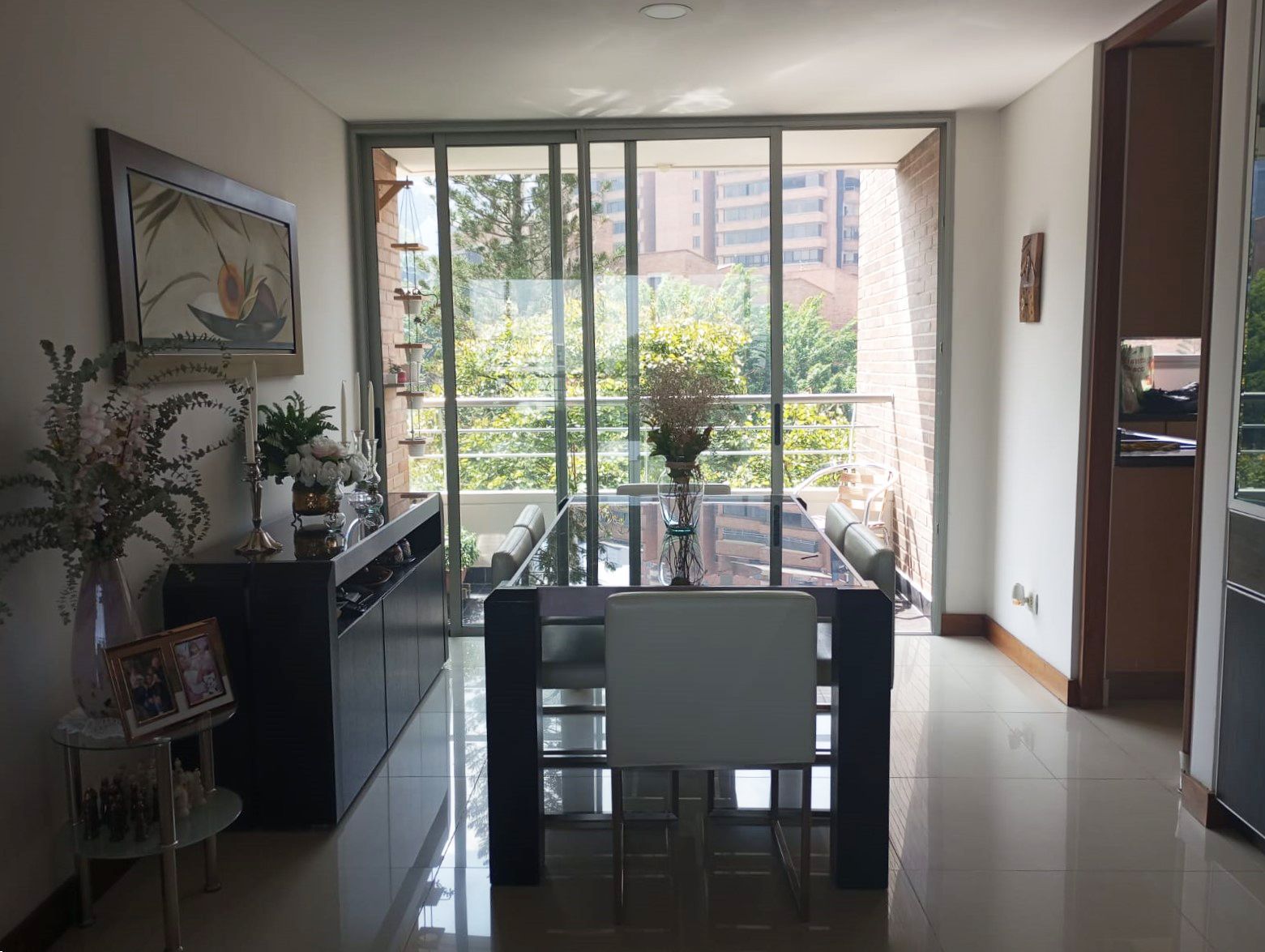 Apartamento en arriendo Antioquia Medellín Alejandria 138 m2 Habitaciones 3 Baños 4 Garajes 3 Precio $10200000
