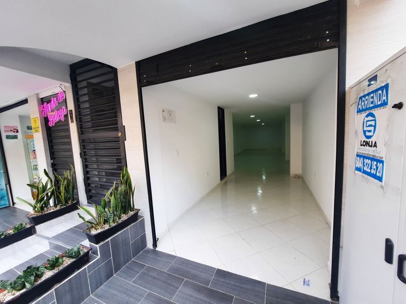 Local en venta Antioquia Itagüí La Independencia 50 m2 Habitaciones 0 Baños 0 Garajes 1 Precio $220000000